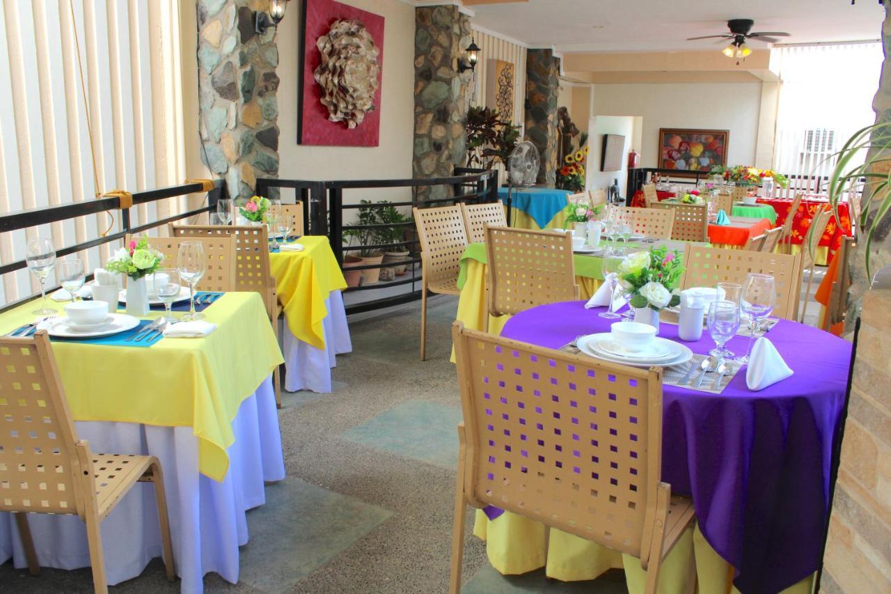 Balaibinda Lodge Корон Екстериор снимка